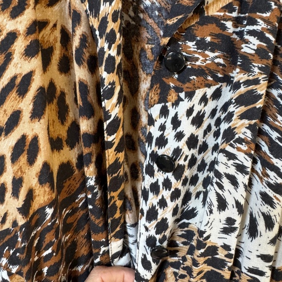 Vintage Short Sleeve Animal Print Jumpsuit by Caron of Chicago size Small/Medium - Picture 8 of 13